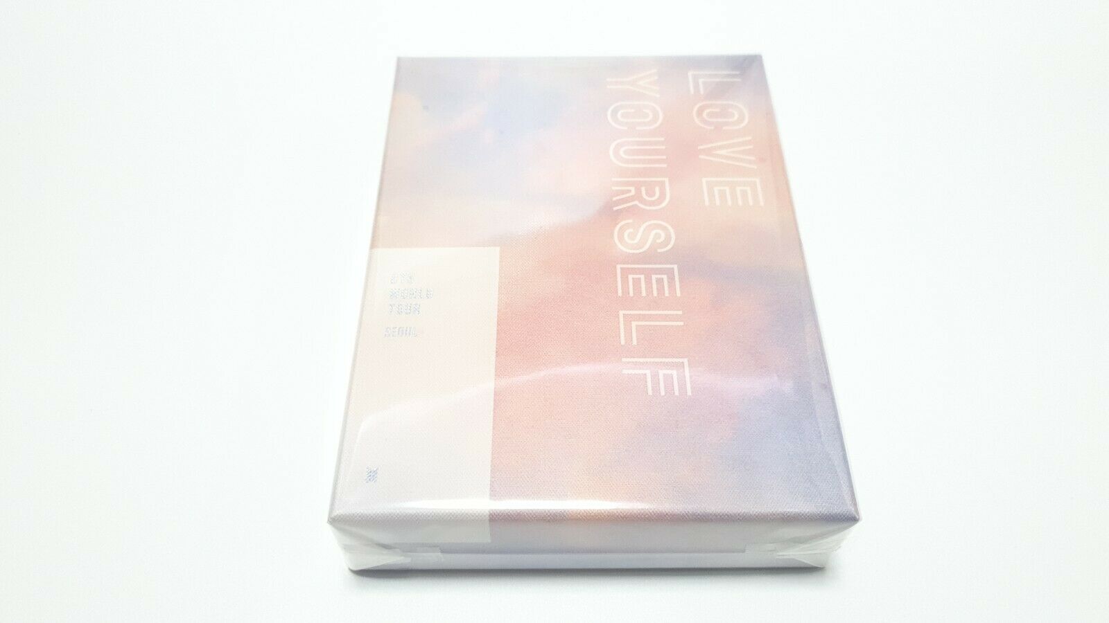 BTS Love Your Self Tour Seoul DVD PHOTOBOOK + 3DISK PACKAGE (DEFECTIVE)