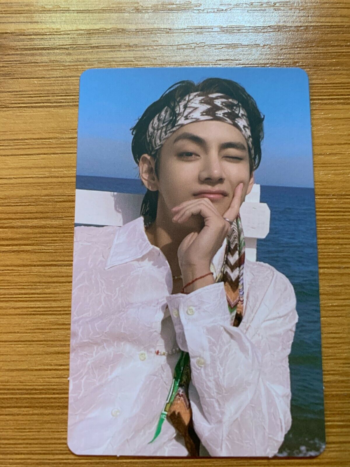 BTS Butter Album Peaches Version **V Taehyung photocard and message card**